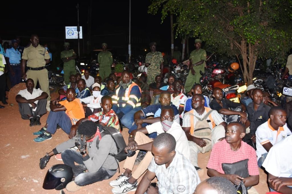 Military arrests hundreds beating curfew, lockdown directives