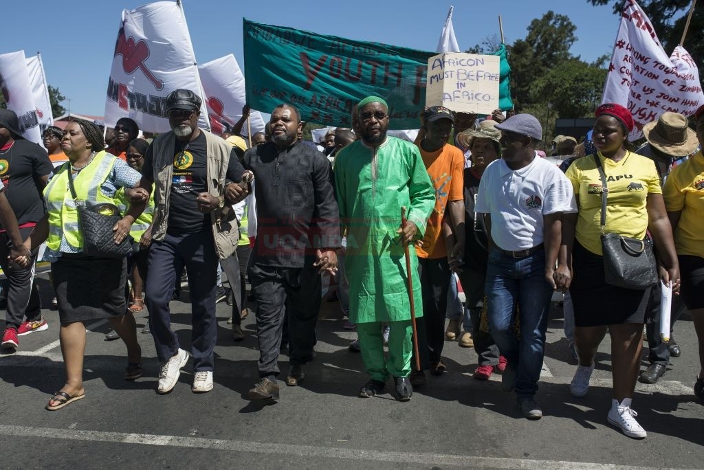 South Africa deports undocumented migrants who escaped repatriation center