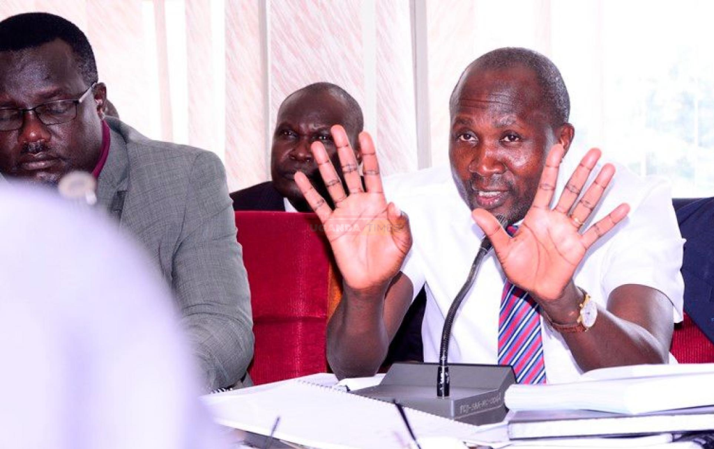 Internal Affairs Ministry Officials Grilled for Using Personal Accounts for Payments